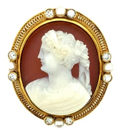 Victorian 14K Yellow Gold Hard Stone 2 Layer Agate