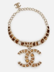 CHANEL AMBRE GLASS AND GOLD METAL CC NECKLACE