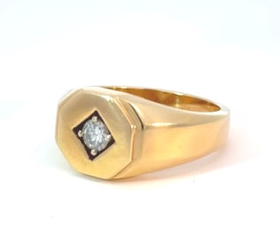 14k Yellow Gold & Diamond Ring