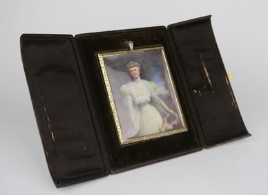 A Gilt Sterling Silver Hand Engraved Picture Frame In Its Original Fitting Box.