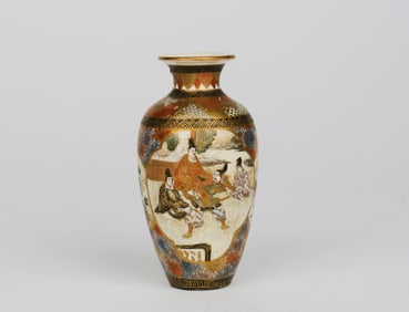 A 19th Century Meissen Hand Painted Porcelain Decorative Vase