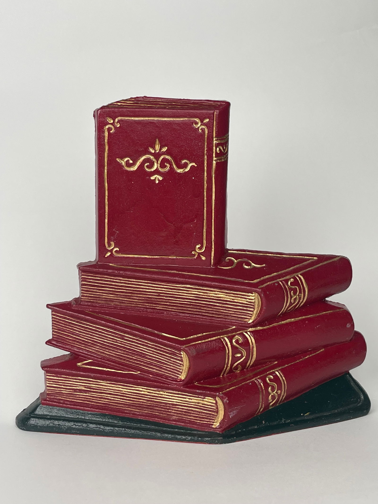 A Pile of Red Books Cast Iron Doorstop (1 of 5)