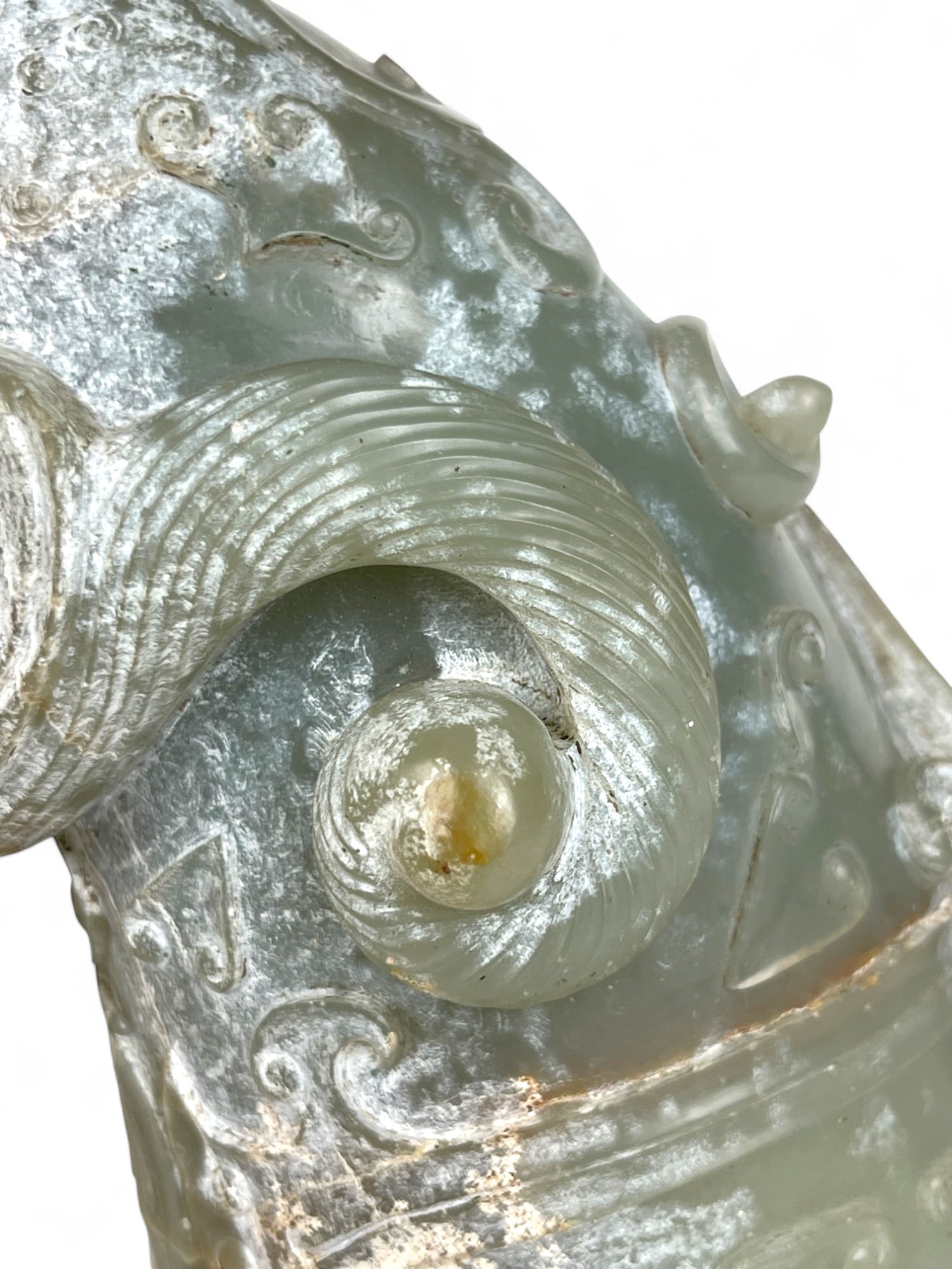 A Chinese Carved Jade Vessel - 4