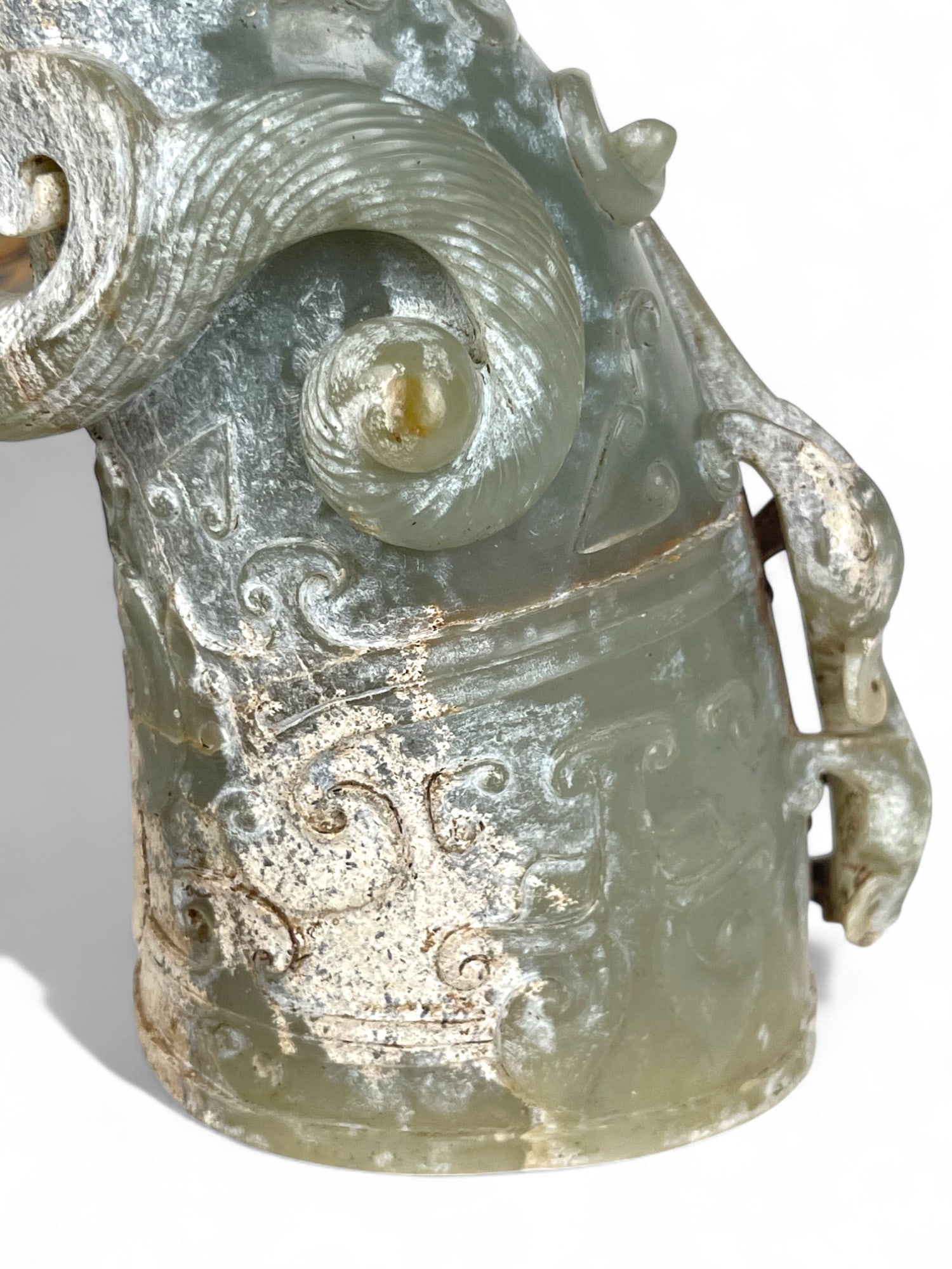 A Chinese Carved Jade Vessel - 7