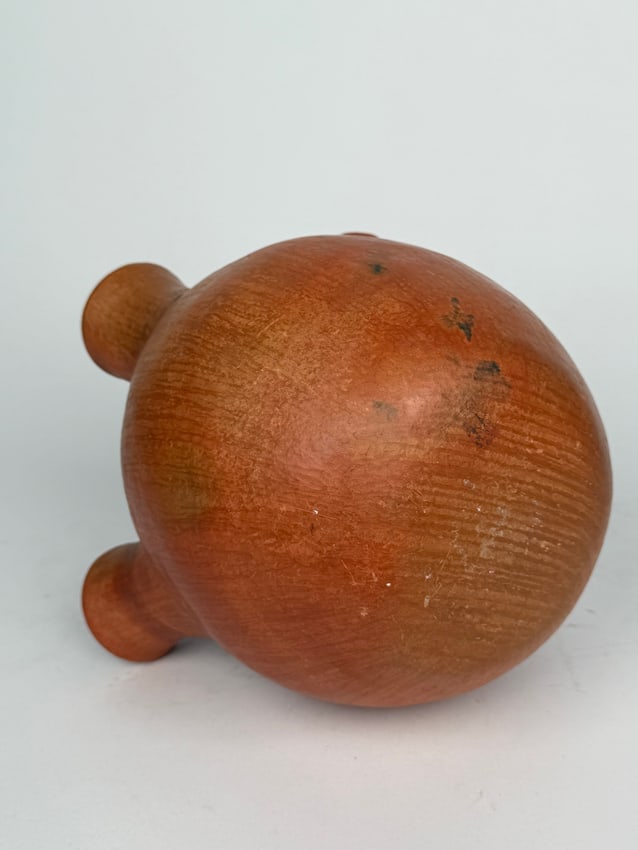 A Continental Pottery Vase - 5