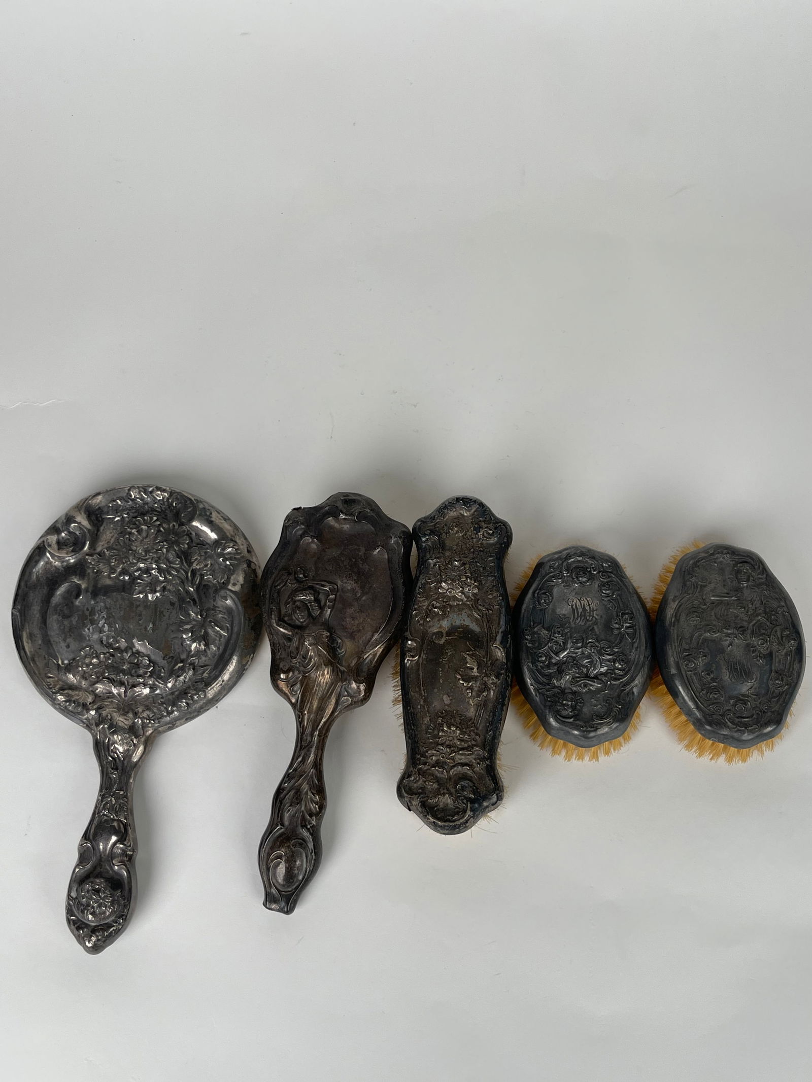 Lot Of 5 Silvered Toiletry Items (1 of 8)