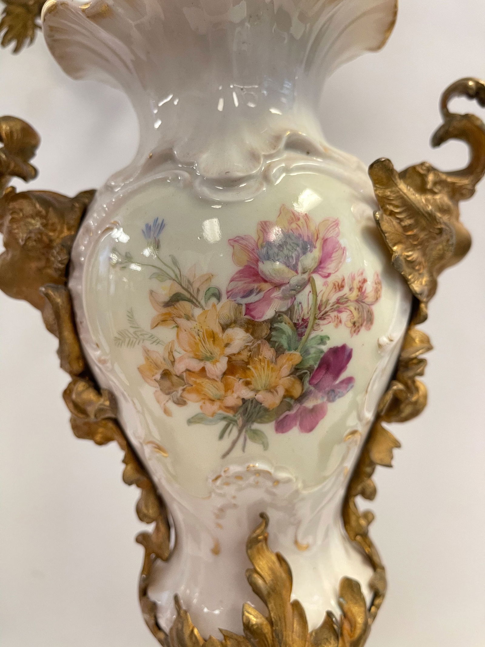 19th C. Ormolu Mounted Berlin KPM Porcelain Clock Set - 6