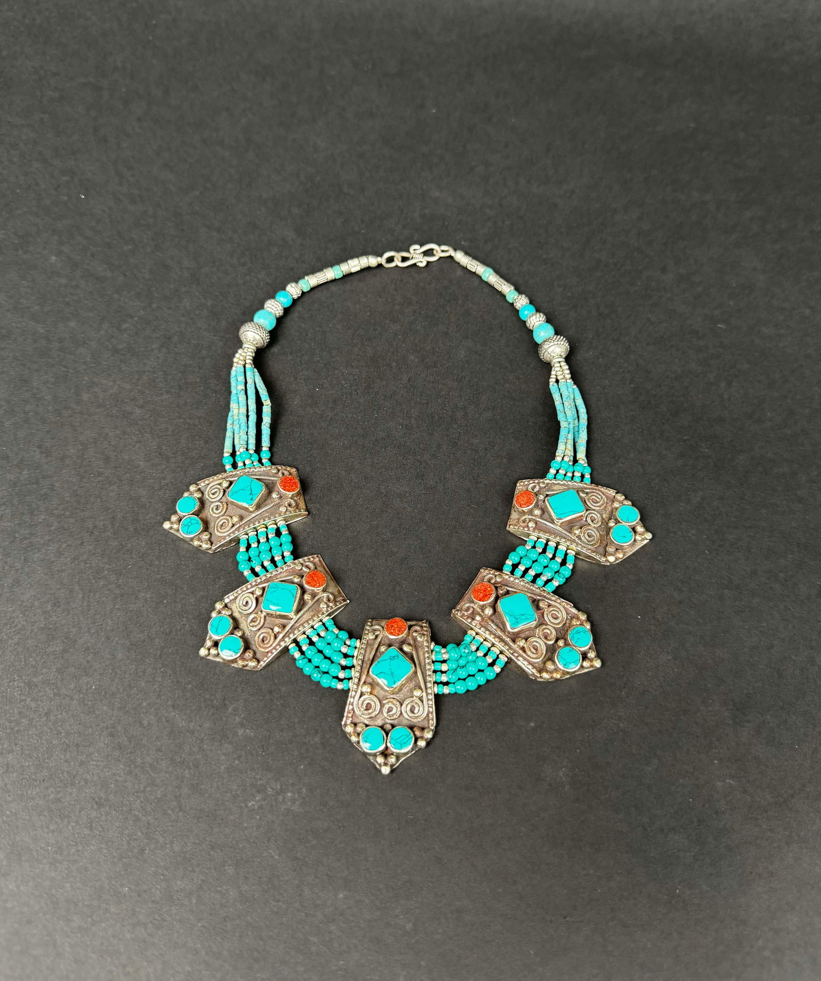 20th Century Silver Suit - 9