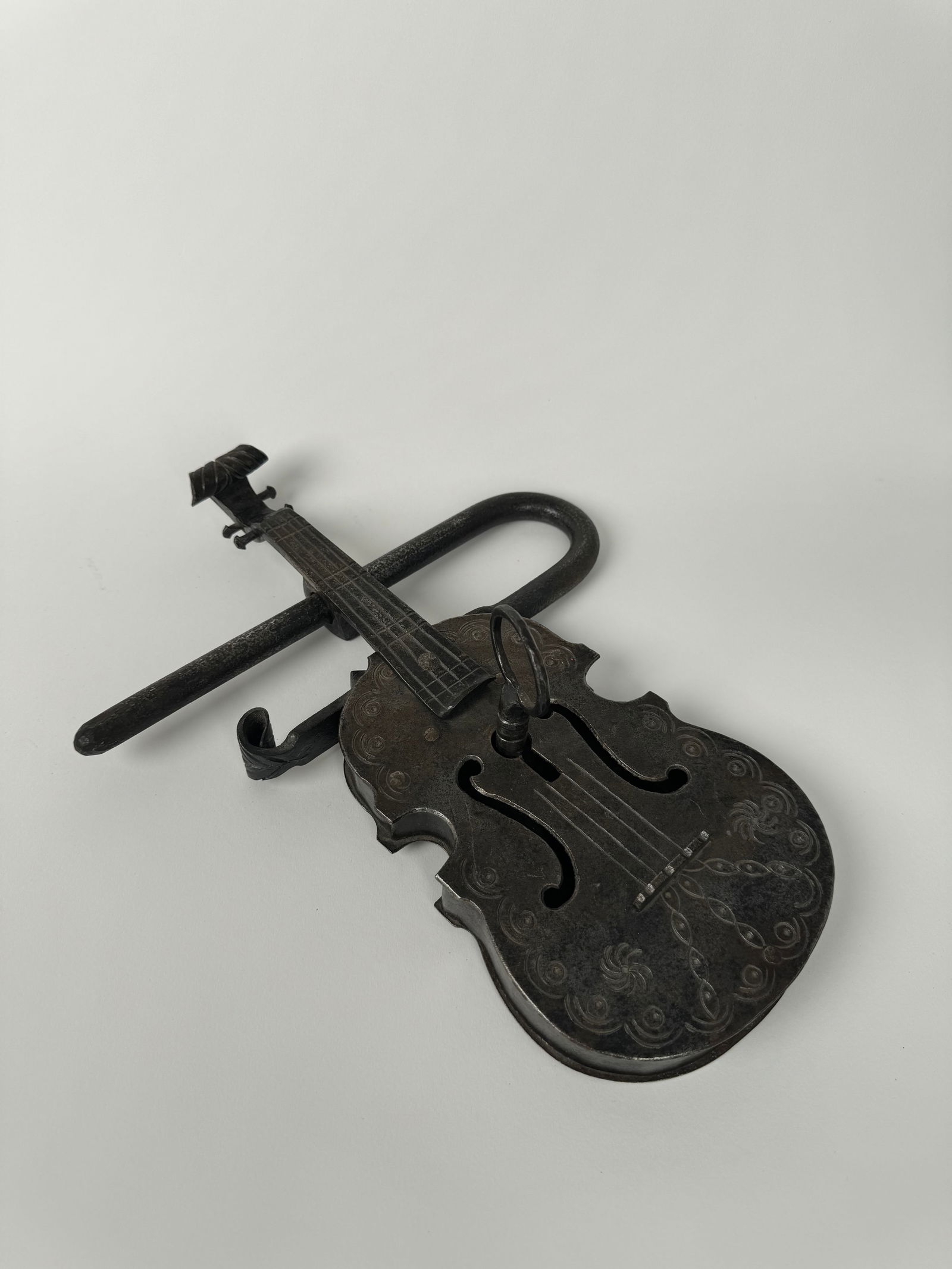 19th Century Hand Made Wrought Iron Violin Shape Lock (1 of 10)