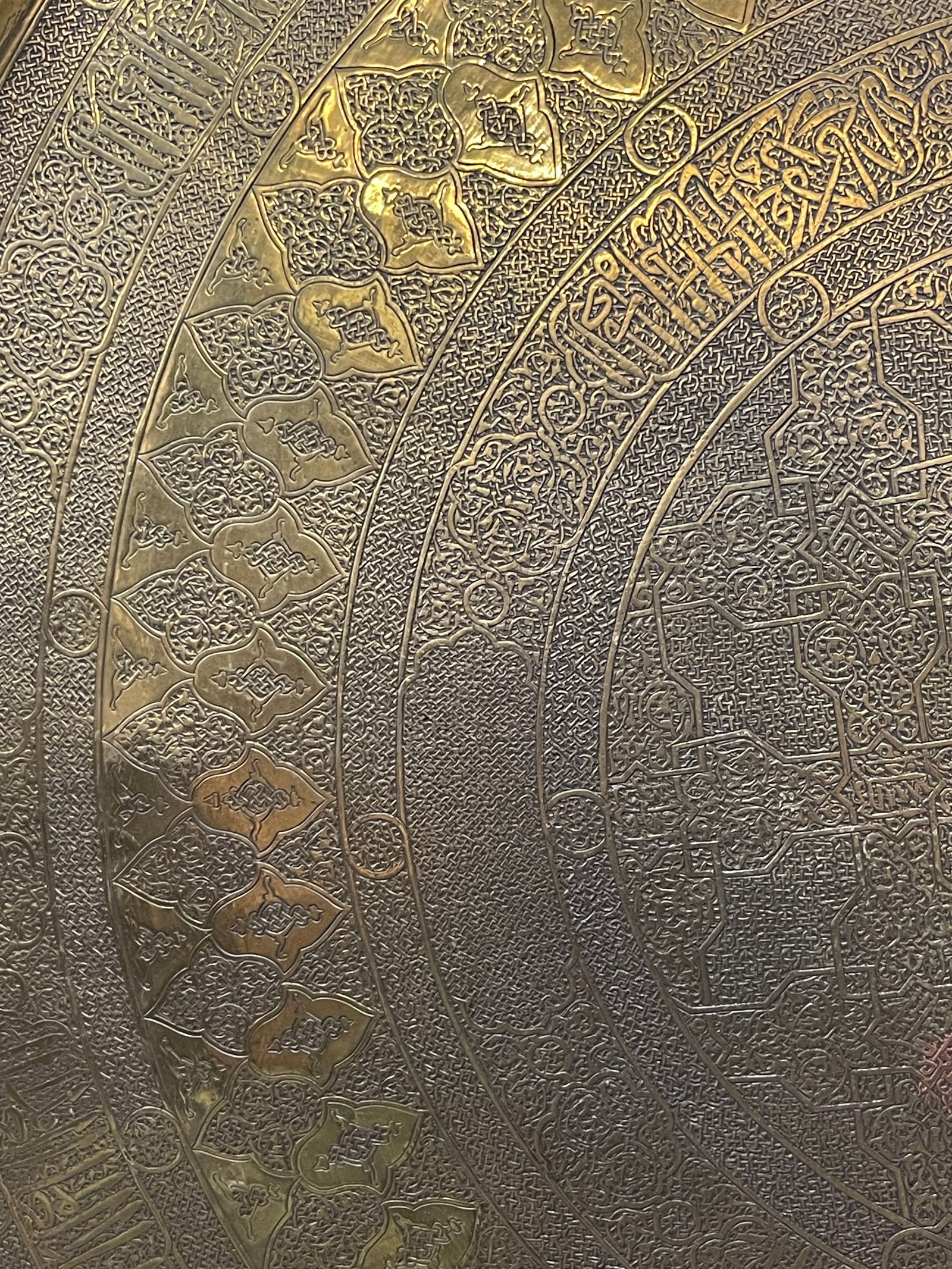 A Middle Eastern Islamic Design Brass Tray with Very Fine Workmanship - 2