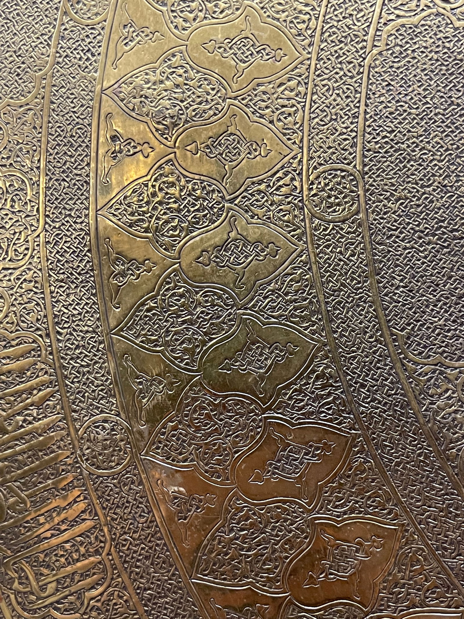 A Middle Eastern Islamic Design Brass Tray with Very Fine Workmanship - 3