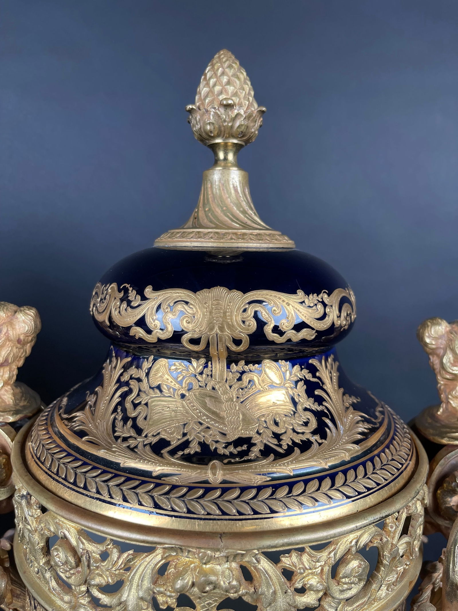 19th Century Pair Of French Ormolu Sevres Porcelain Urns - 4