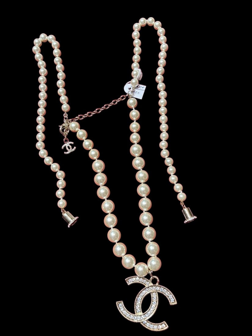 An Authentic 18K gold Plated Pearl Chanel Necklace (1 of 4)