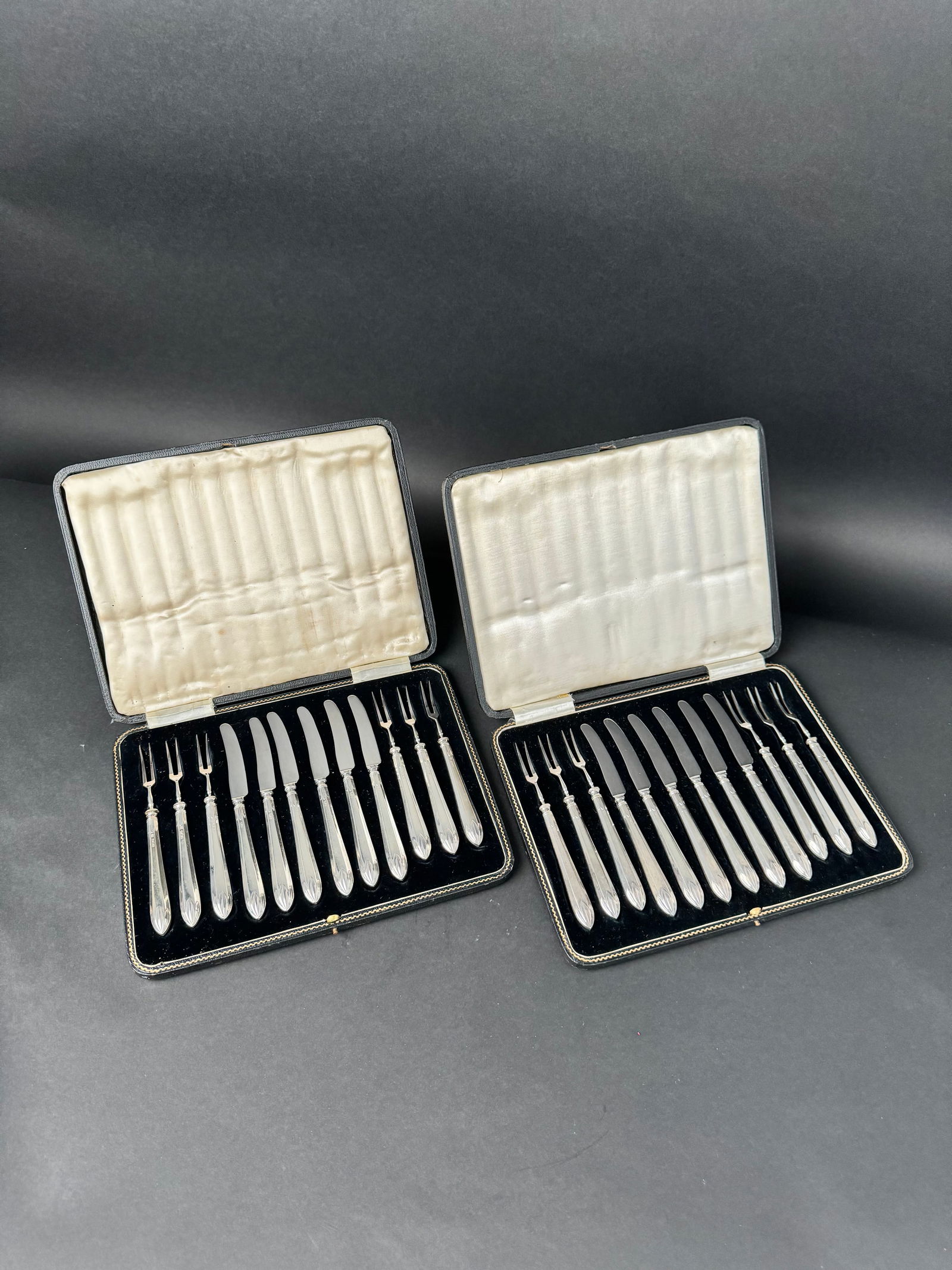 Lot Of 2 Sets Of Dessert Fork & Knife Set, British, 19th Century (1 of 7)