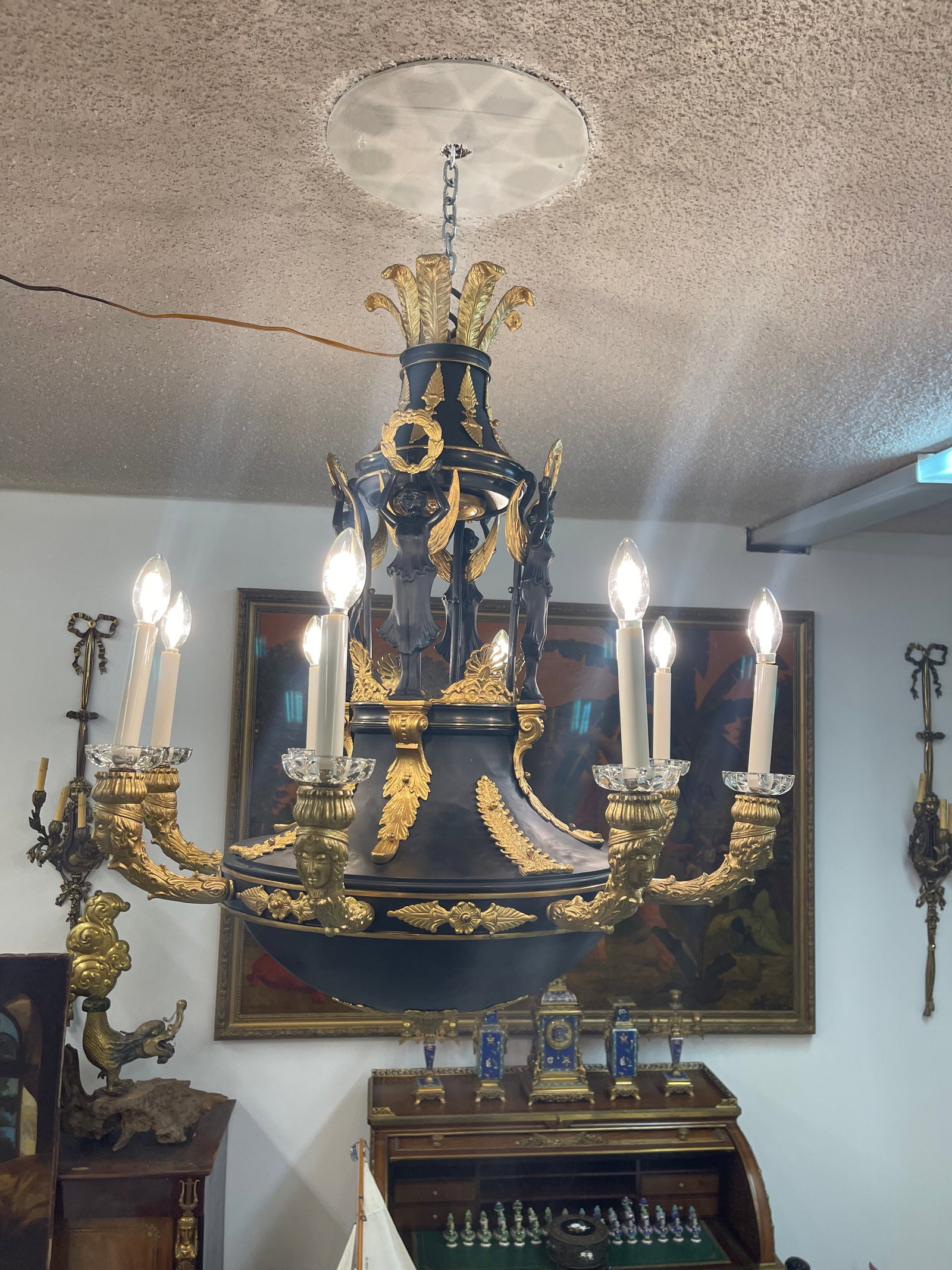 19th Century French Gilt & Patinated Bronze Eight Lights Chandelier - 2