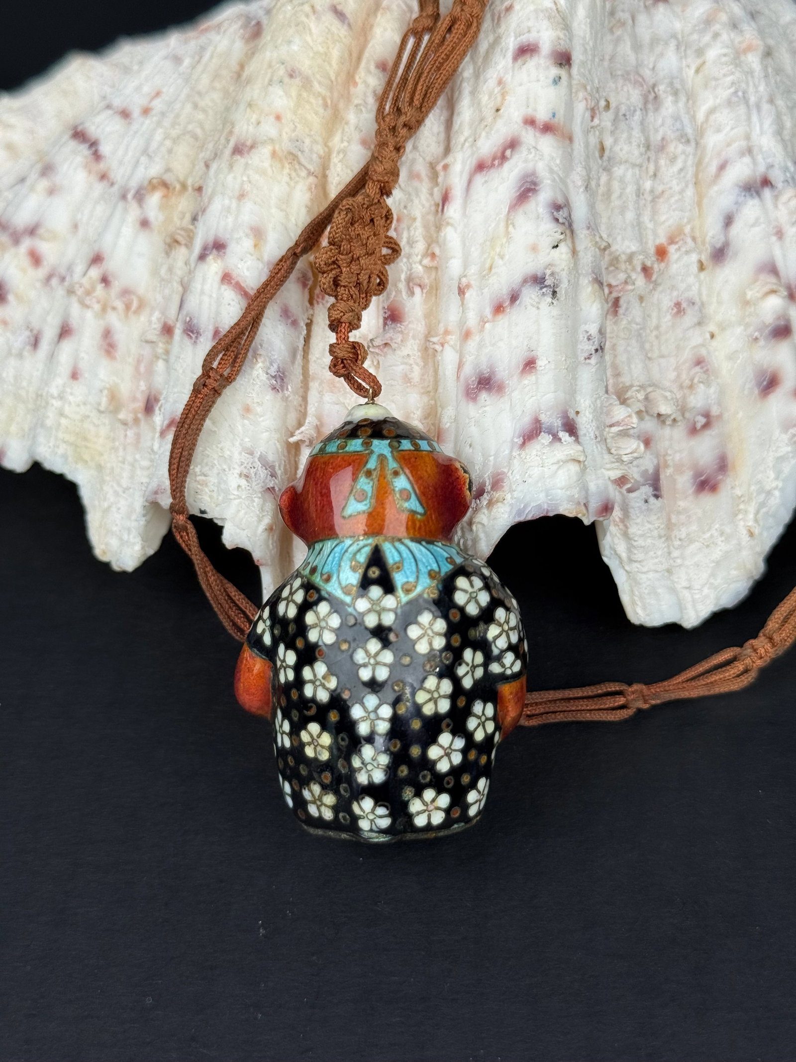 A Chinese Enameled Monkey Necklace - 2