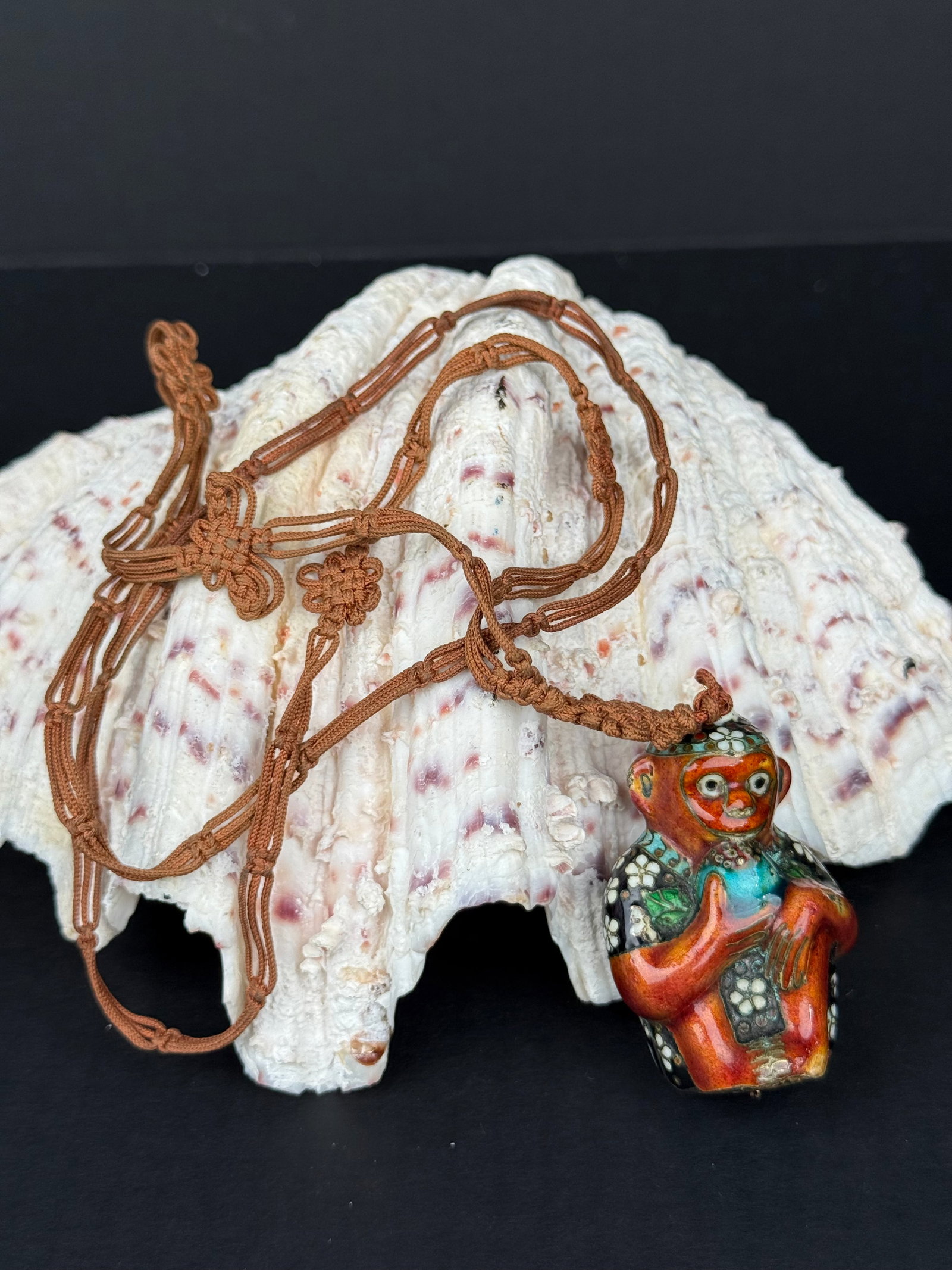 A Chinese Enameled Monkey Necklace - 3