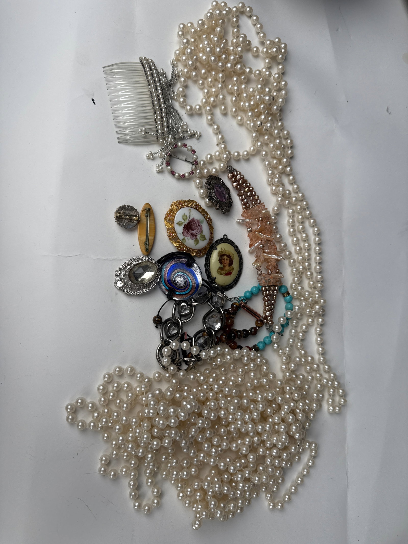 Lot Of Custom Jewelry: Lot Of Custom Jewelry