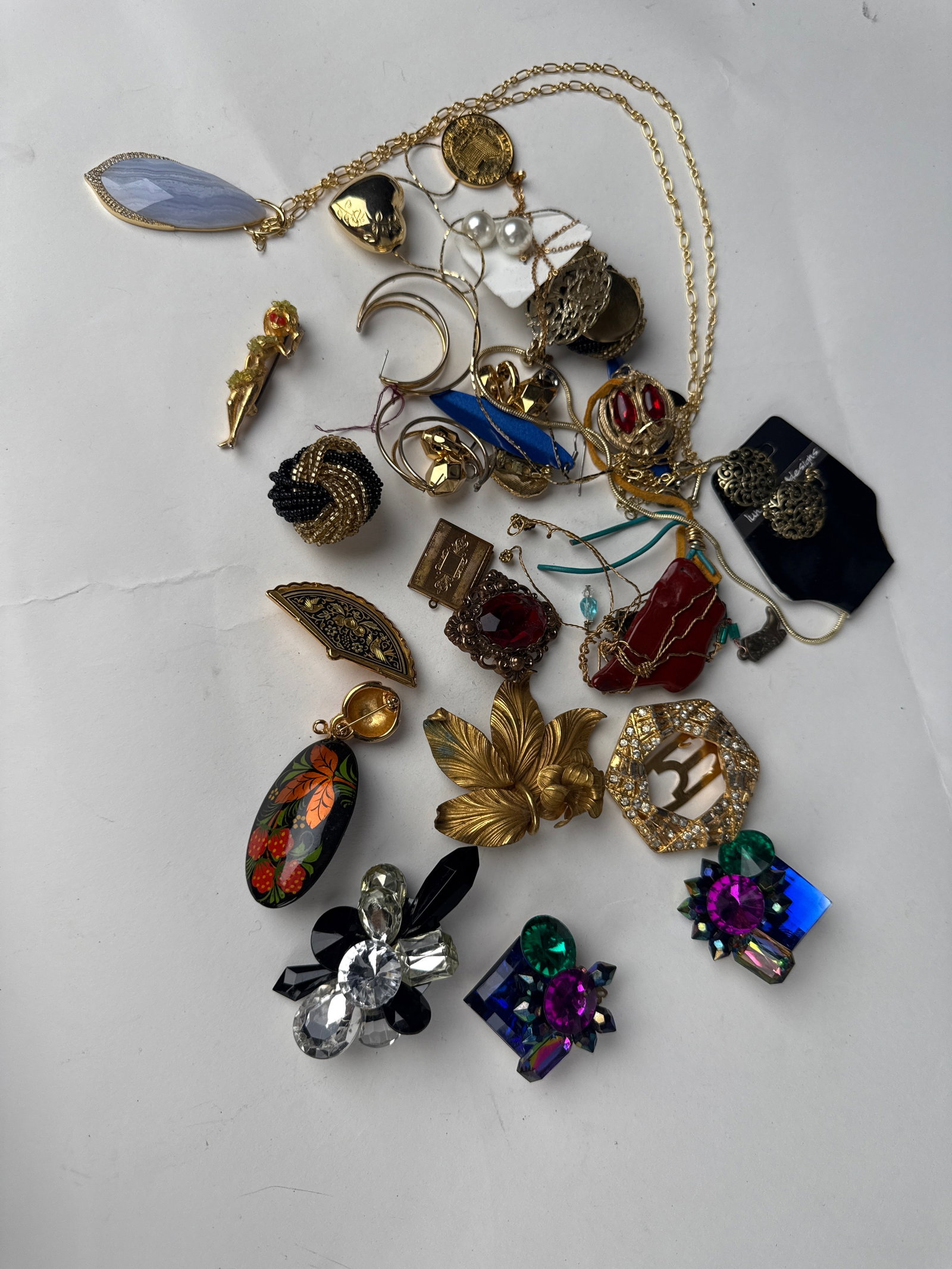 Lot Of Custom Jewelry: Lot Of Custom Jewelry