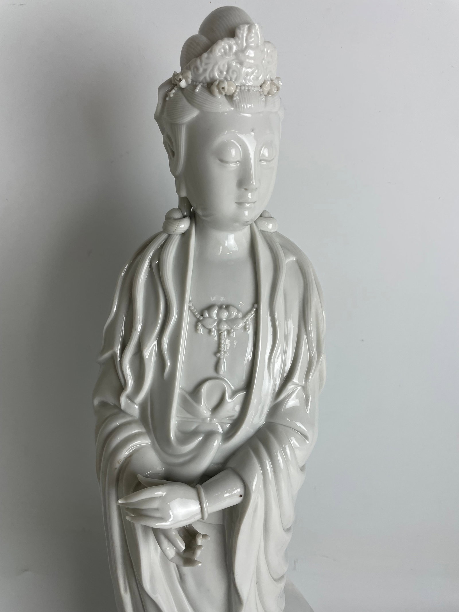 A Chinese Porcelain figure - 2