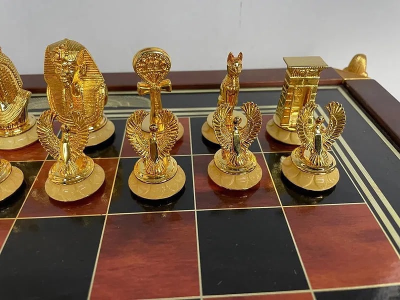 FRANKLIN MINT TUTANKHAMON CHESS SET - 6