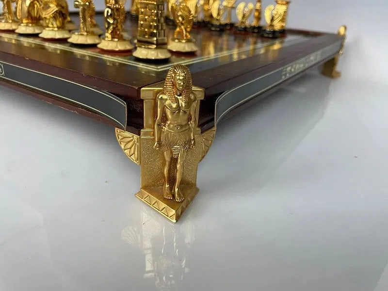 FRANKLIN MINT TUTANKHAMON CHESS SET - 7