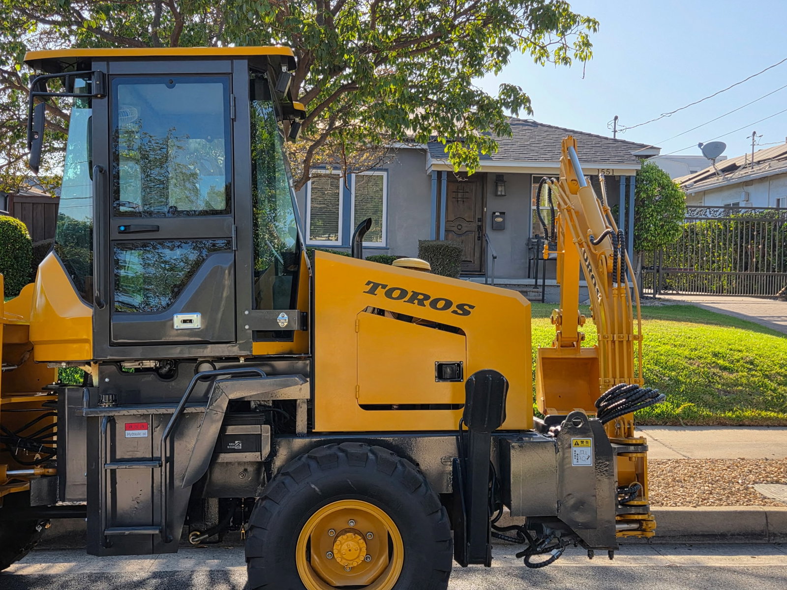 TBL110-20 Backhoe Loader - 4