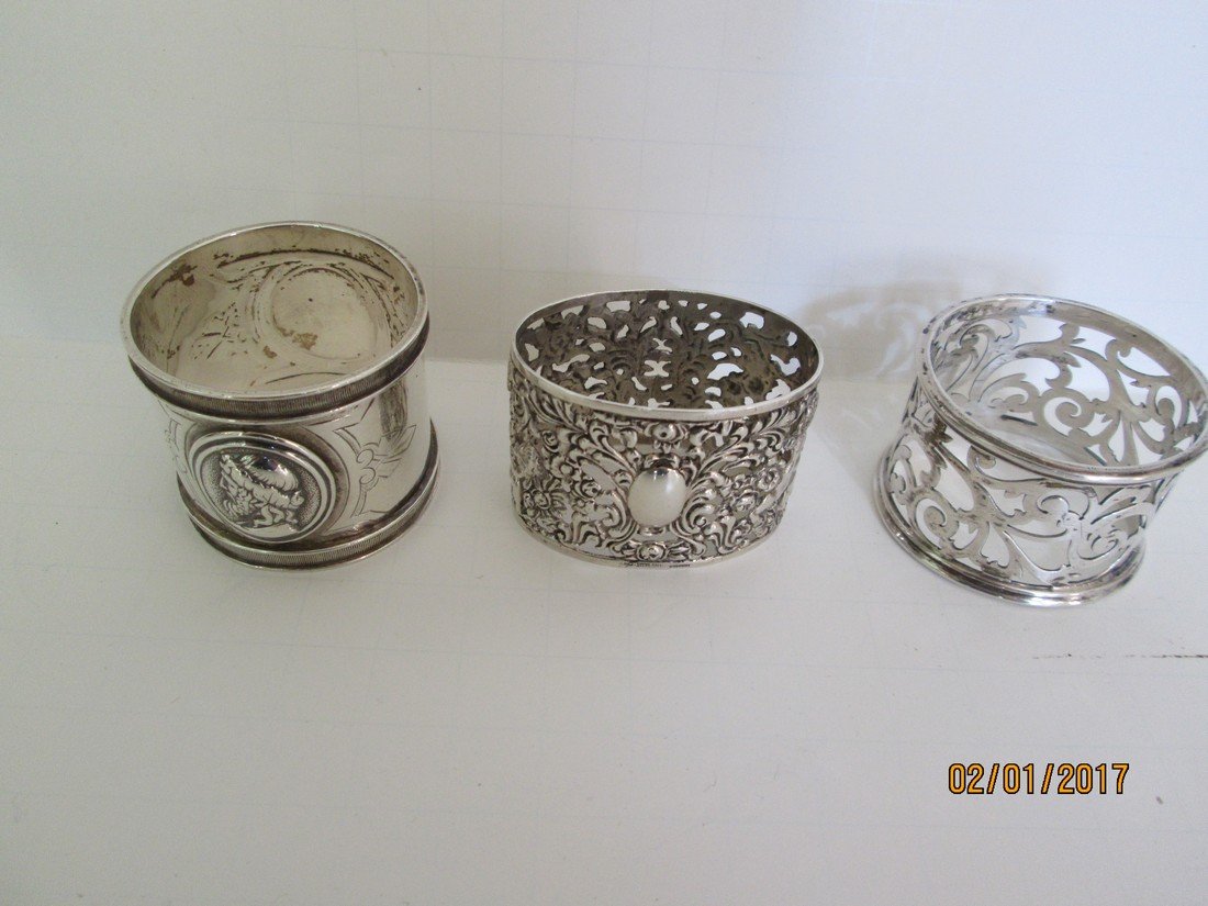 Napkin rings (1 of 2)