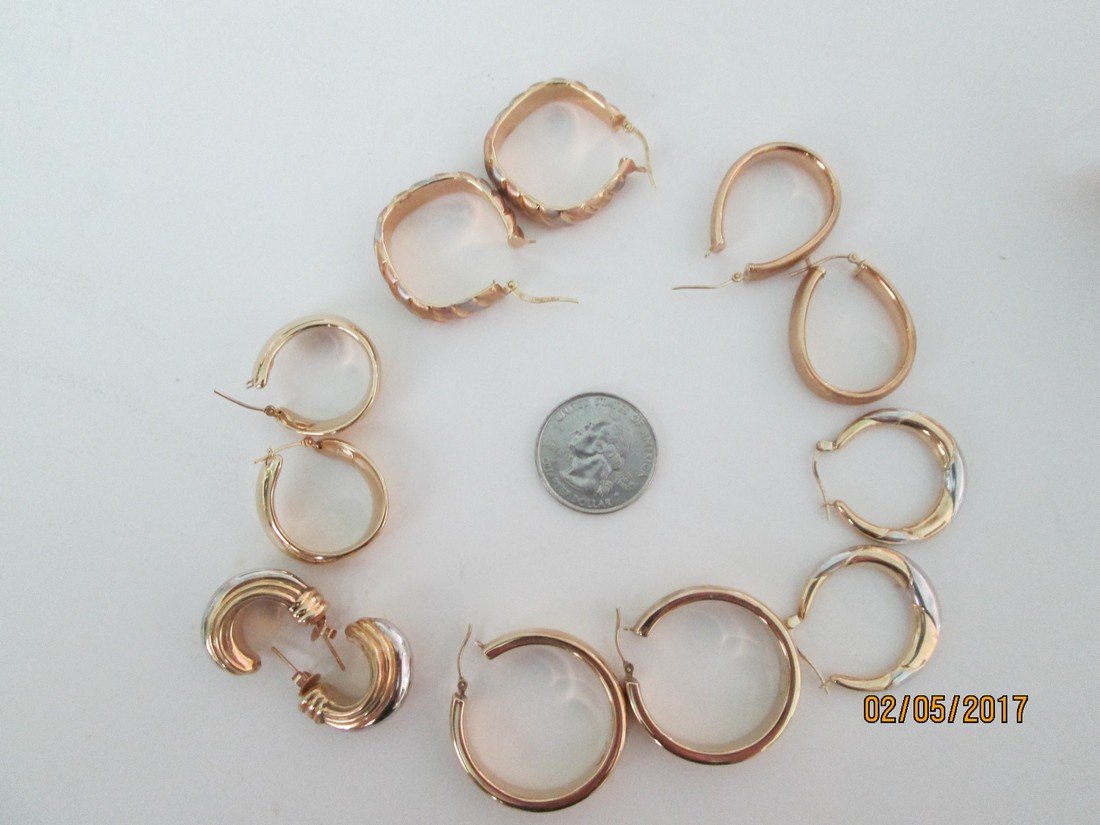 Lot of 14kt gold earrings (1 of 1)