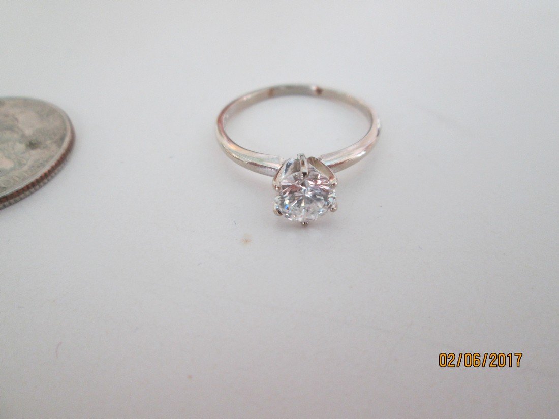 Gold & diamond ring (1 of 2)