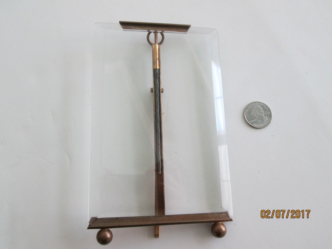 Vintage picture frames (1 of 2)