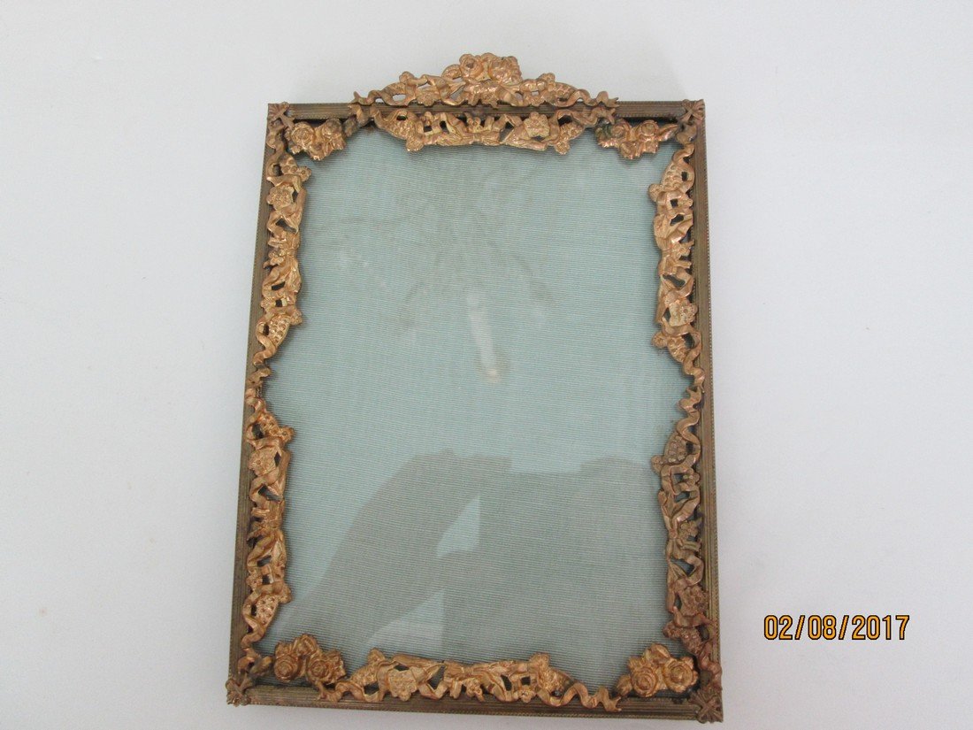 Vintage picture frame (1 of 1)