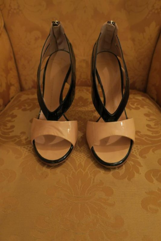 Giuseppe Zanotti Black and Beige Patent Leather (1 of 8)