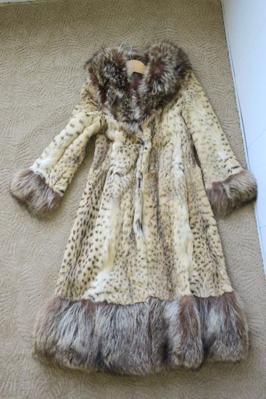 Fur Coat (1 of 5)