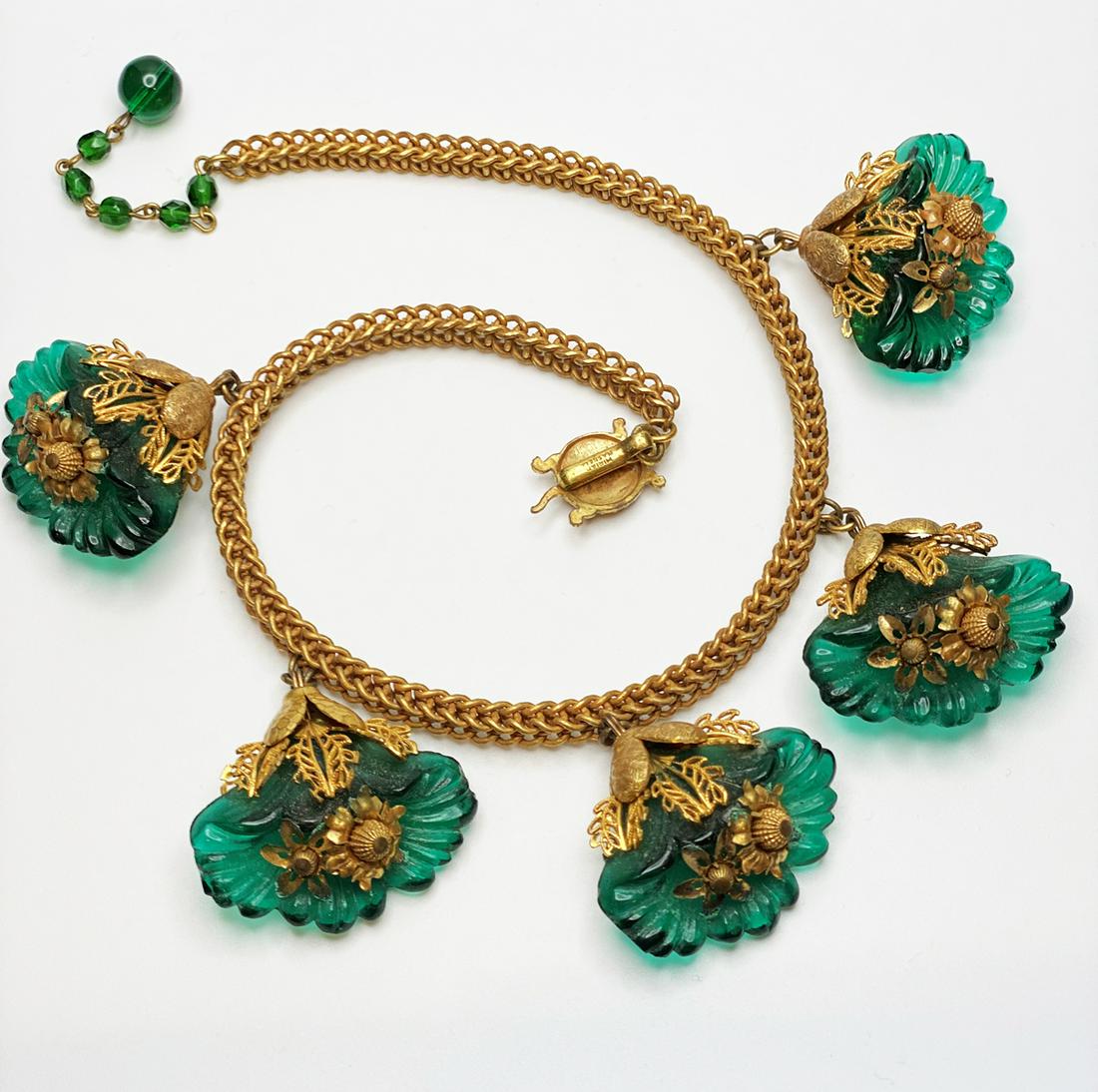 Miriam Haskell. Signed Necklace. (1 of 2)