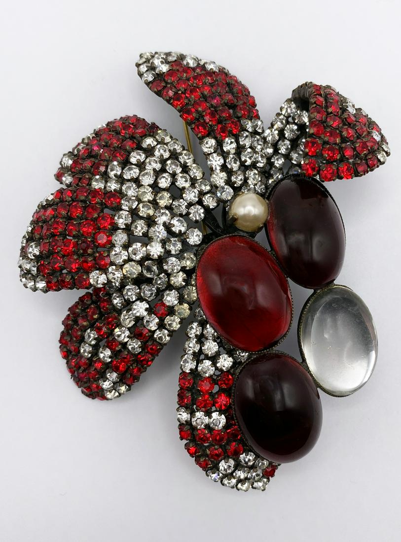 Vintage Statement Brooch. (1 of 2)