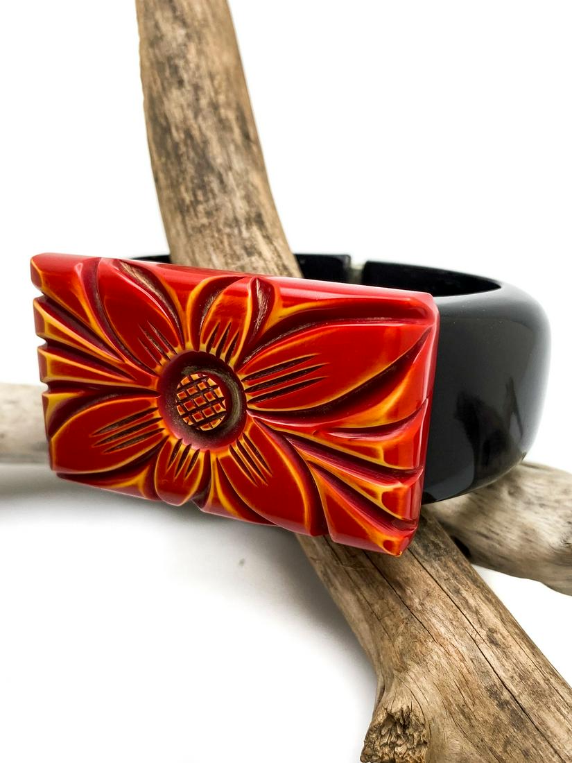 Carved Bakelite Bracelet. (1 of 2)