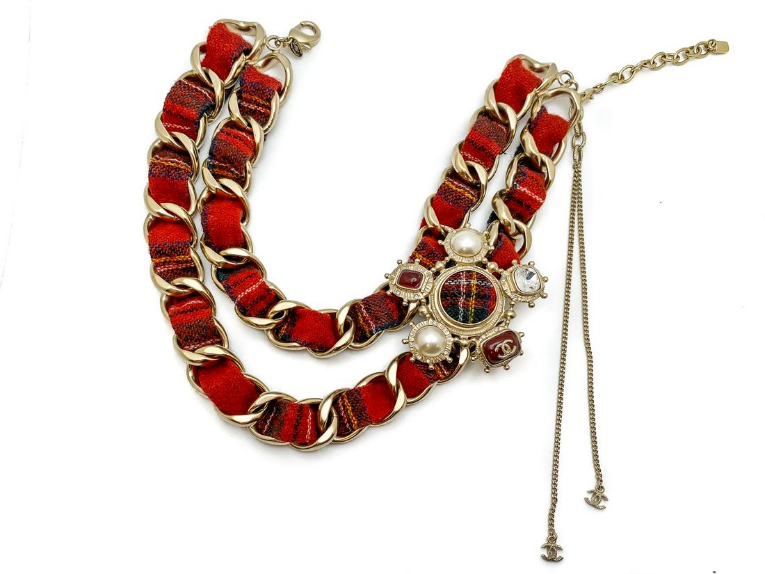 Chanel Runway Collar Necklace with large medallion (1 of 3)