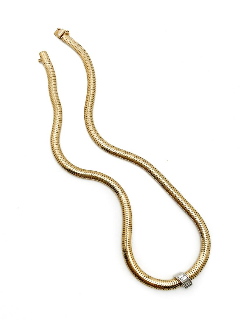 Gold 14K Collar Necklace. (1 of 3)