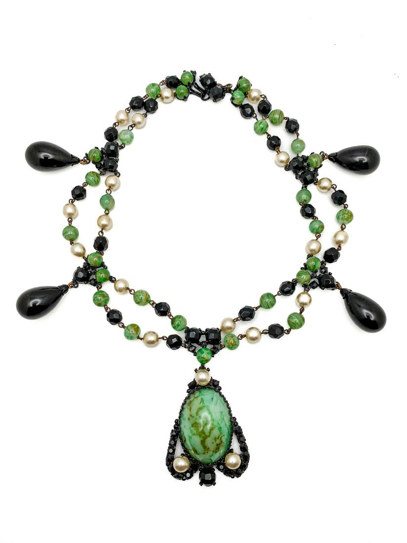 Vintage Renaissance Necklace. (1 of 2)