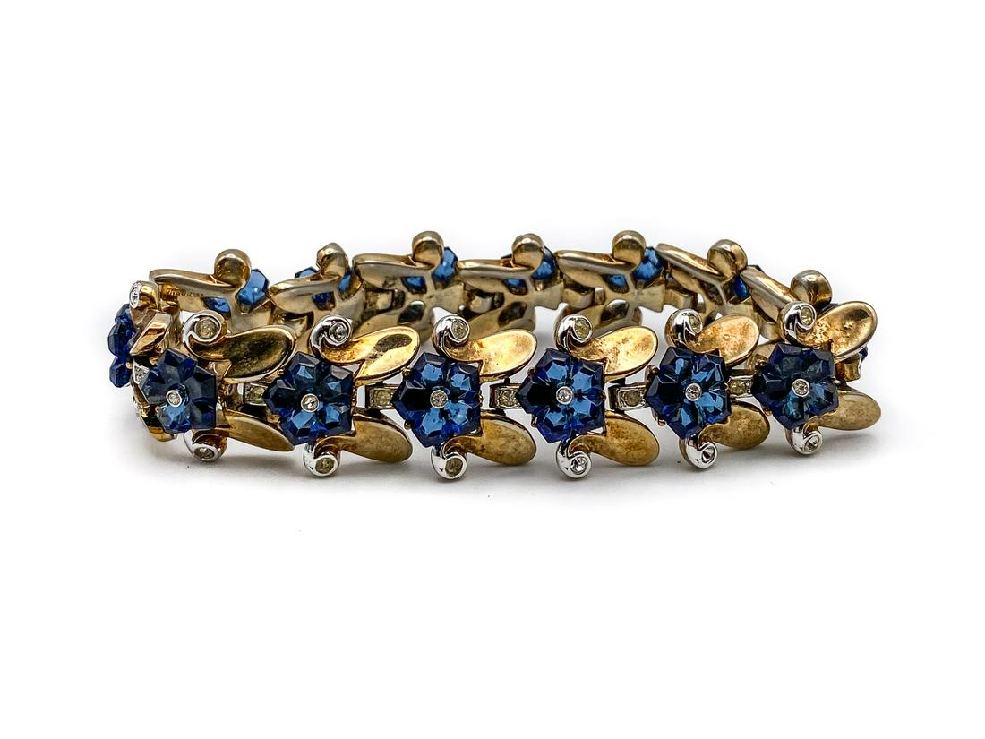 Trifari Vintage Bracelet. (1 of 3)