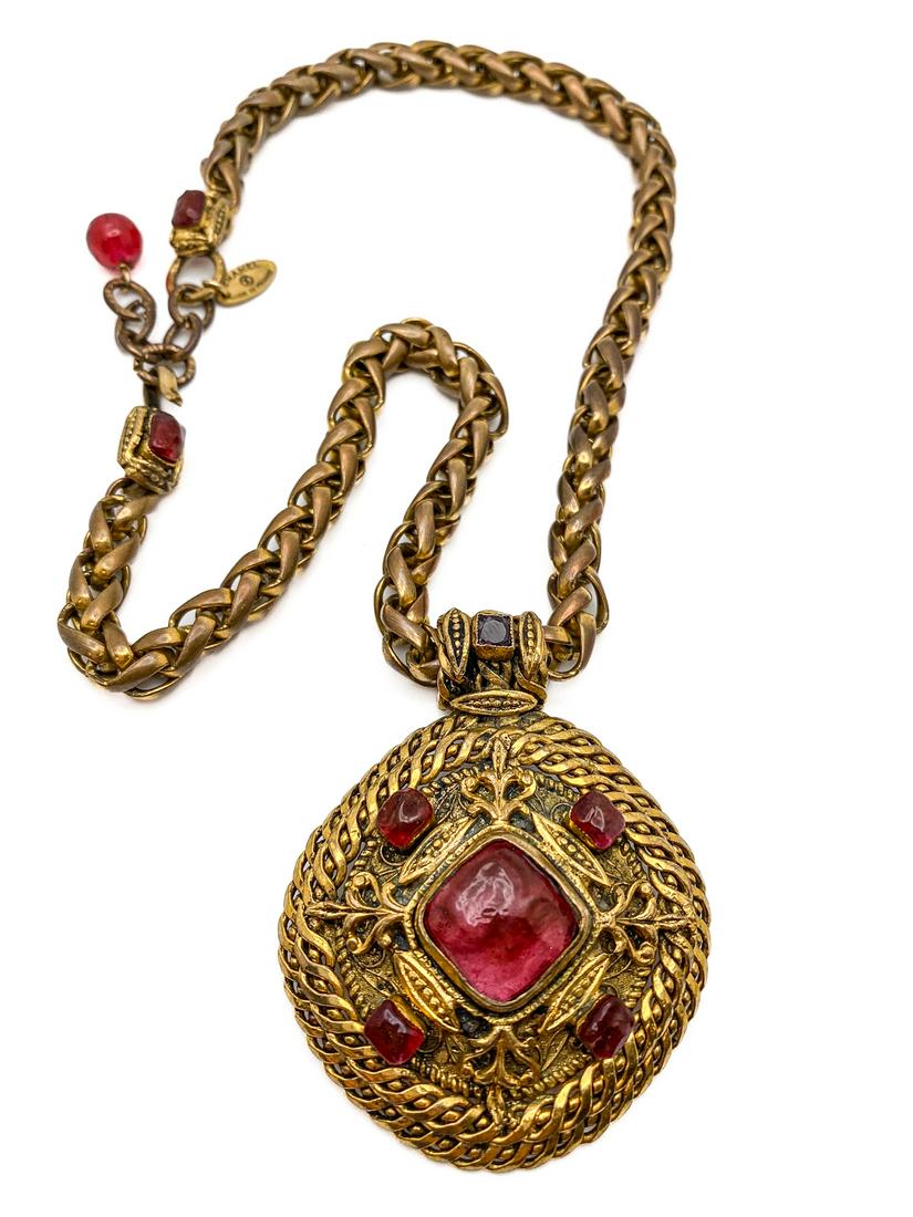 Chanel Necklace with Medallion. (1 of 3)