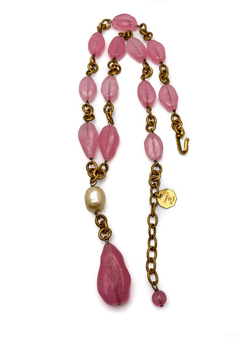 Chanel Gripoix Glass Necklace (1 of 2)