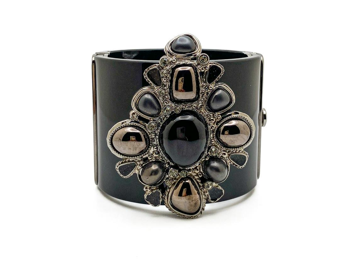 Chanel Black Cuff. (1 of 6)