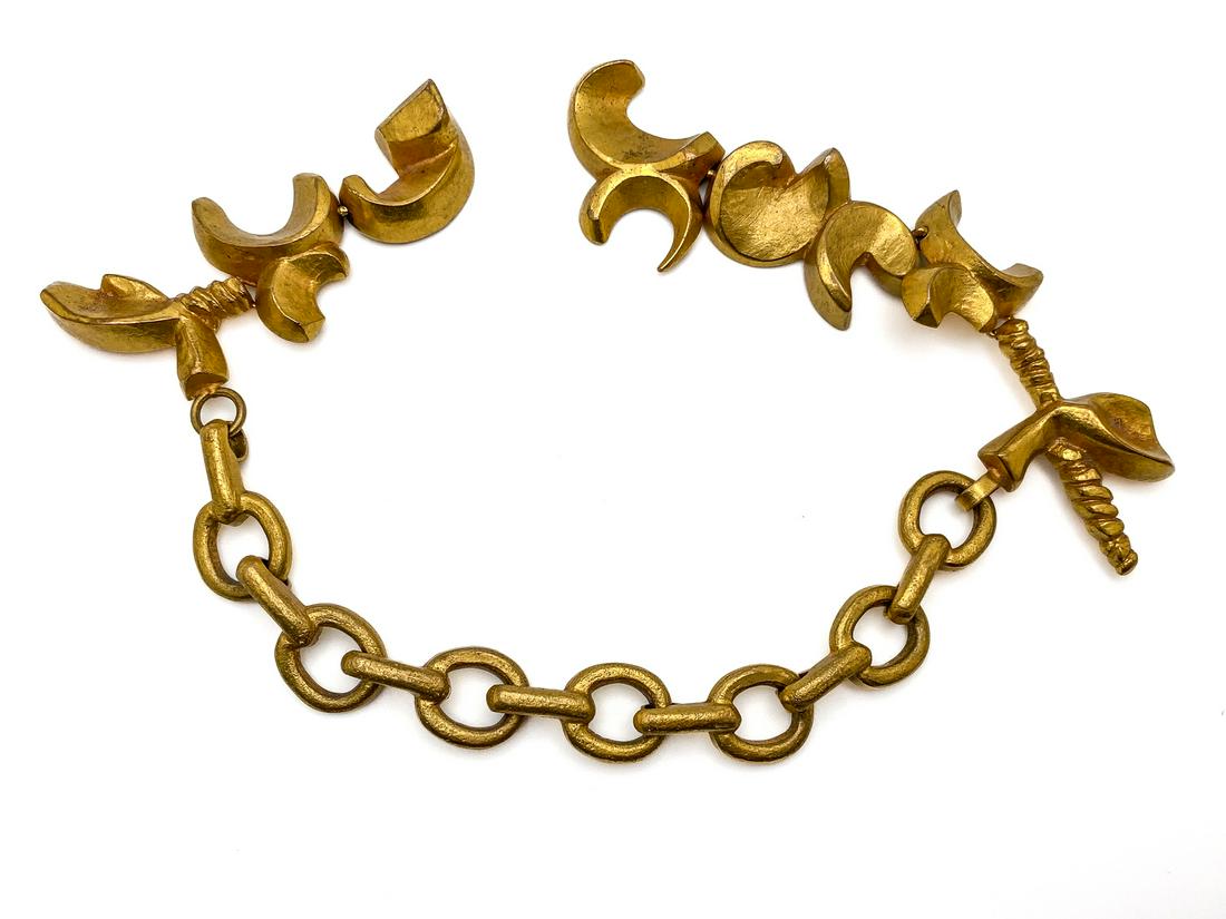 Line Vautrin Chain with Articulated Design. (1 of 3)