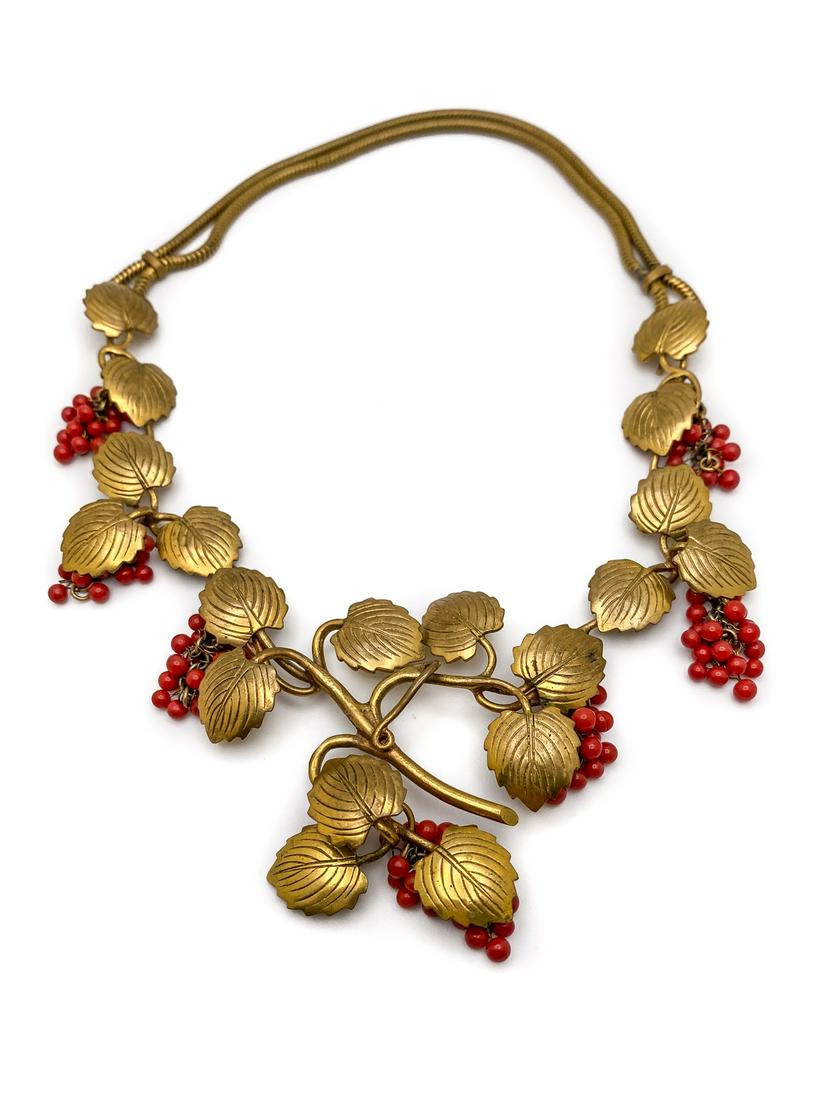 Art Nouveau Collar Necklace. (1 of 2)