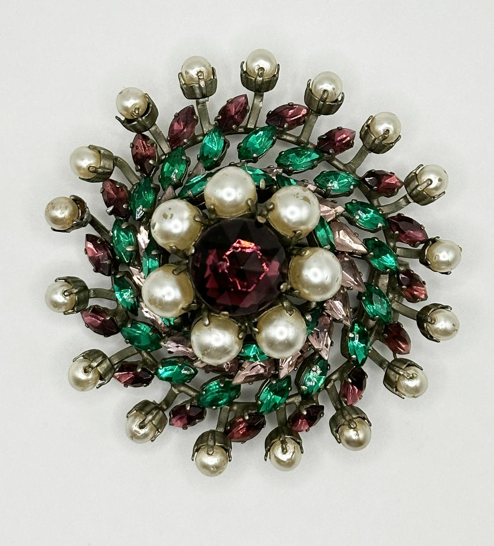 Vintage French Brooch (1 of 2)