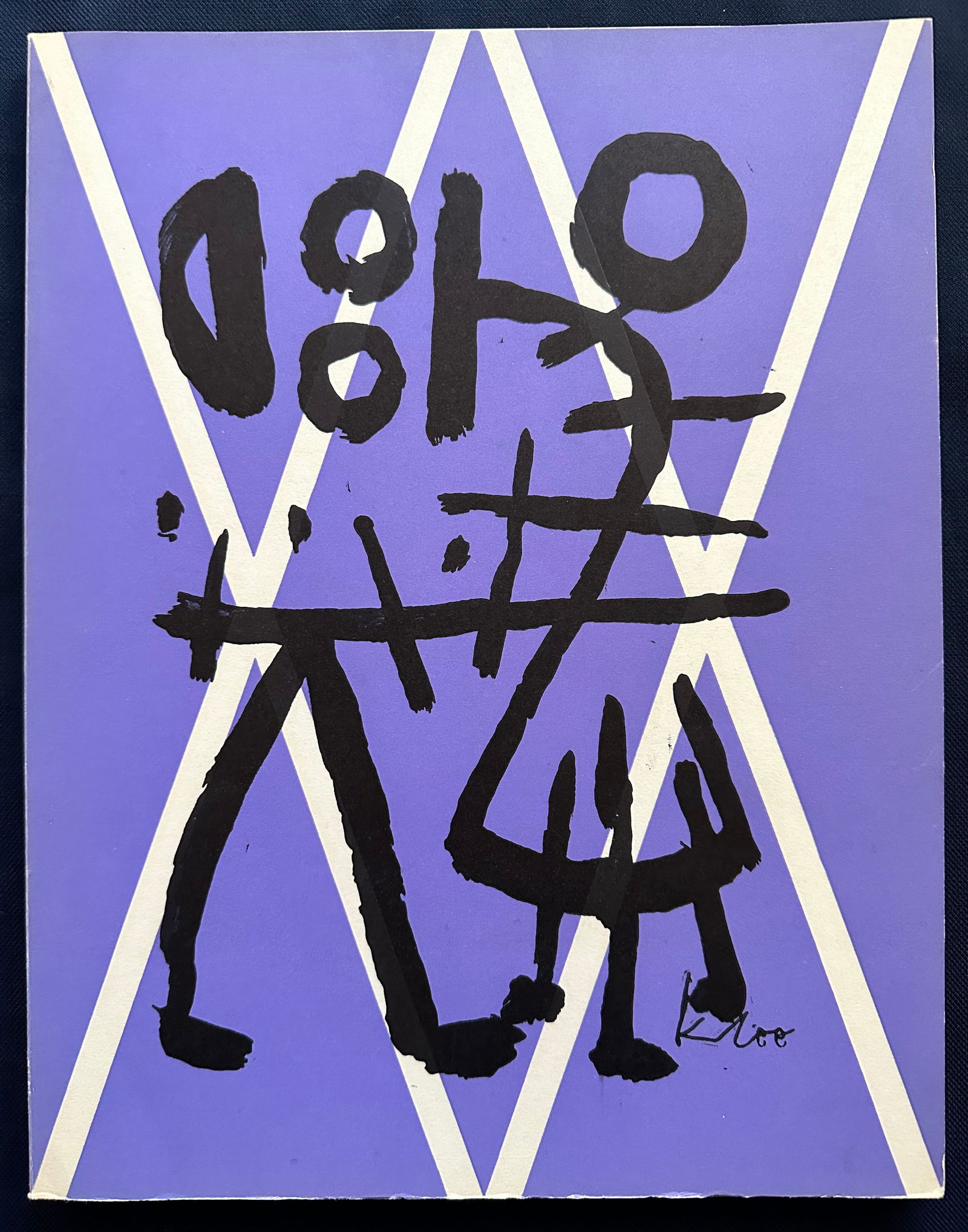 XXe Siecle 2. 1952. Leger, Lapicque, Magnelli, Villon Nouvelle serie: Cahiers d Art, San Lazzaro, Paris, 1952. 1st Edition. Text in French. With three original lithographs by Fernand Leger, Charles Lapicque, Alberto Magnelli, and one original eau-forte by Jacques Villon