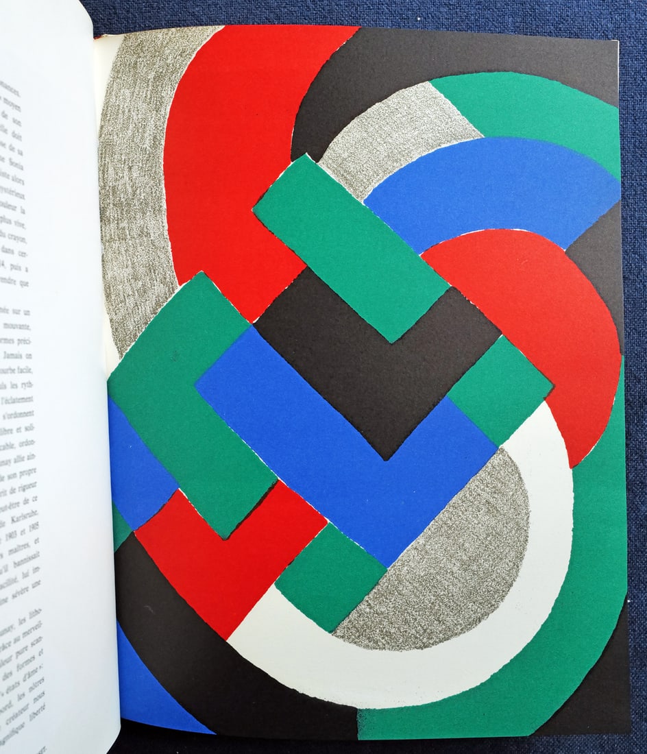 XXe Siecle 32, 1969, with lithographs by Masson and Delaunay.: Edition XXe Siecle, Paris 1969. "Panorama 69 Les Grande Exposizions dans le Musees et dans le galleries en France et a l'Etranger". With 2 lithographs in color by Andre Masson and Sonia Delaunay. Many