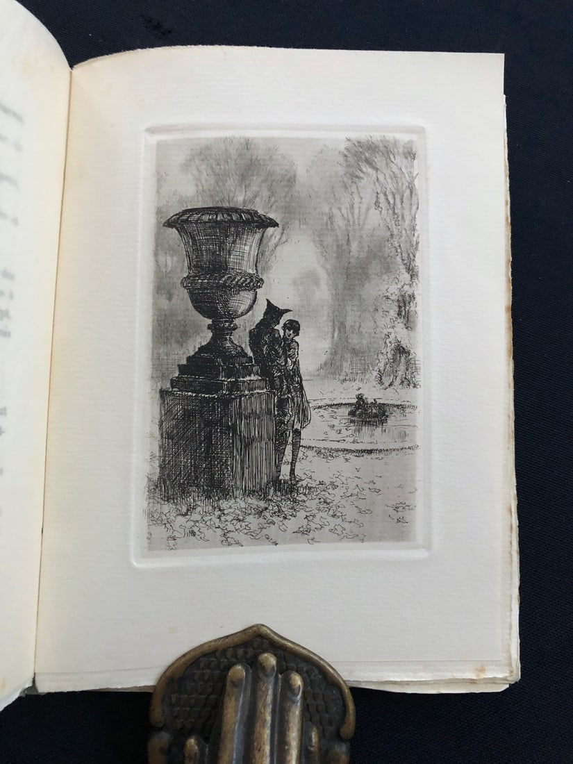 Bigarrure. With etchings by Icart.: Les Éditions LAPINA, 1928. Portrait of the author by L. Madrassi. Original etchings and wood engravings by Louis Icart. From the Collection Les Images du Temps. With original slipcase.